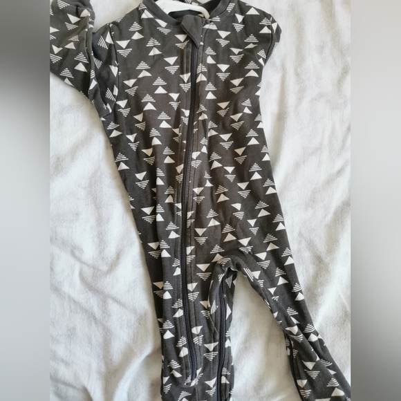 Laifa (became Zippyjamz after) 9-12m PLAY* Sleeper - Picture 8 of 13